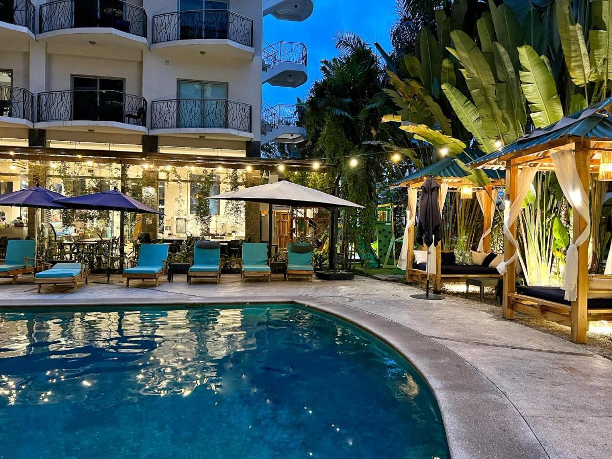 جاكو Pacific Suites Boutique Hotel And Bistro المظهر الخارجي الصورة