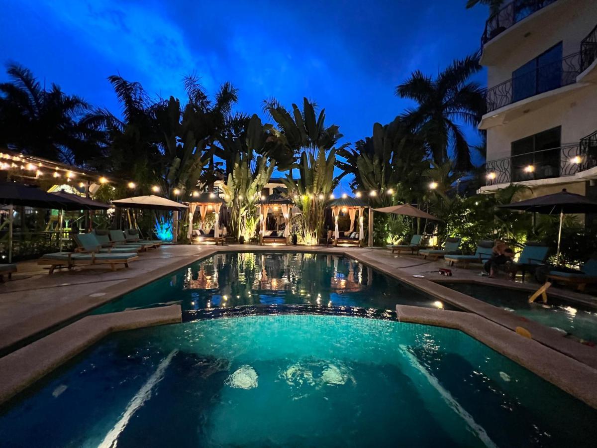 جاكو Pacific Suites Boutique Hotel And Bistro المظهر الخارجي الصورة