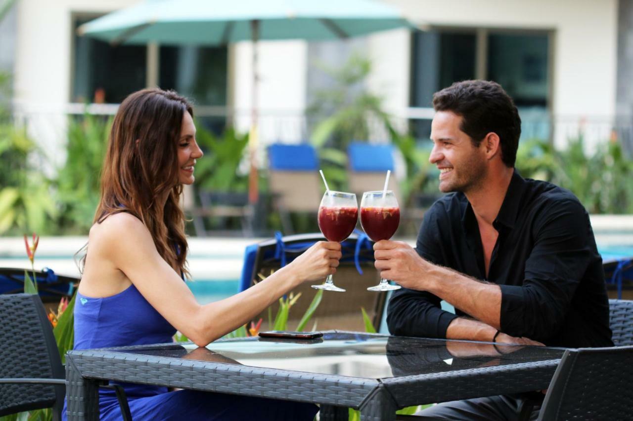 جاكو Pacific Suites Boutique Hotel And Bistro المظهر الخارجي الصورة